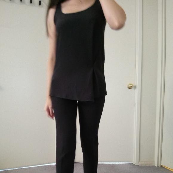 NWOT Club Monaco 100% Silk Black Sleeveless Blouse - Picture 2 of 6